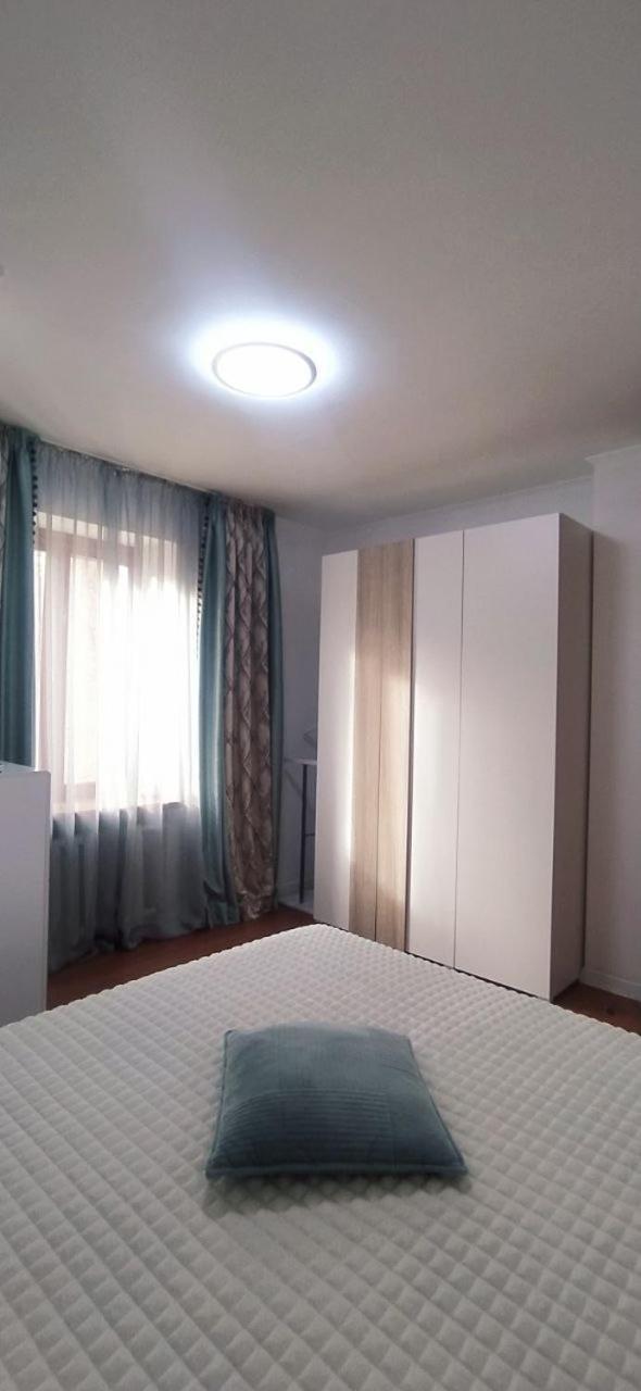 Апартаменты Центр Крещатик Kiev Extérieur photo