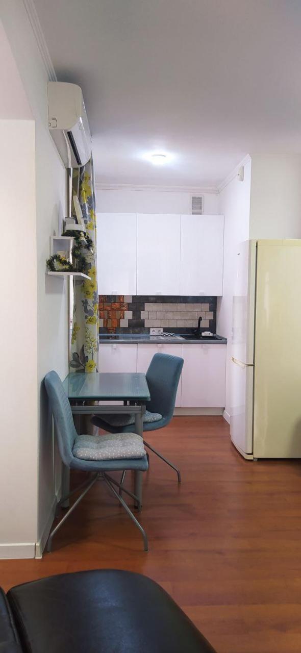 Апартаменты Центр Крещатик Kiev Extérieur photo